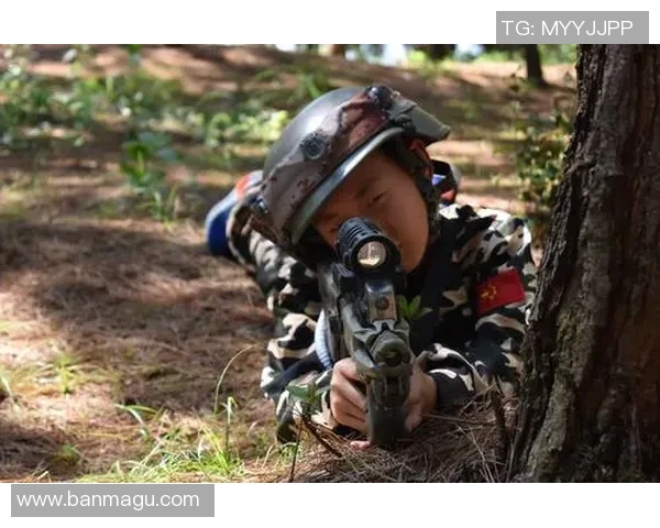 足球明星达巴德的传奇旅程与不凡成就揭秘